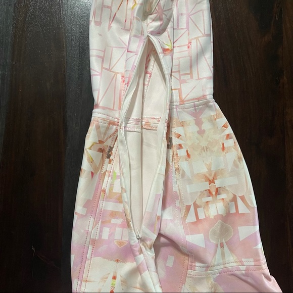 Plains and Prints Dress Size 2P, White and Pink - Picture 6 of 7